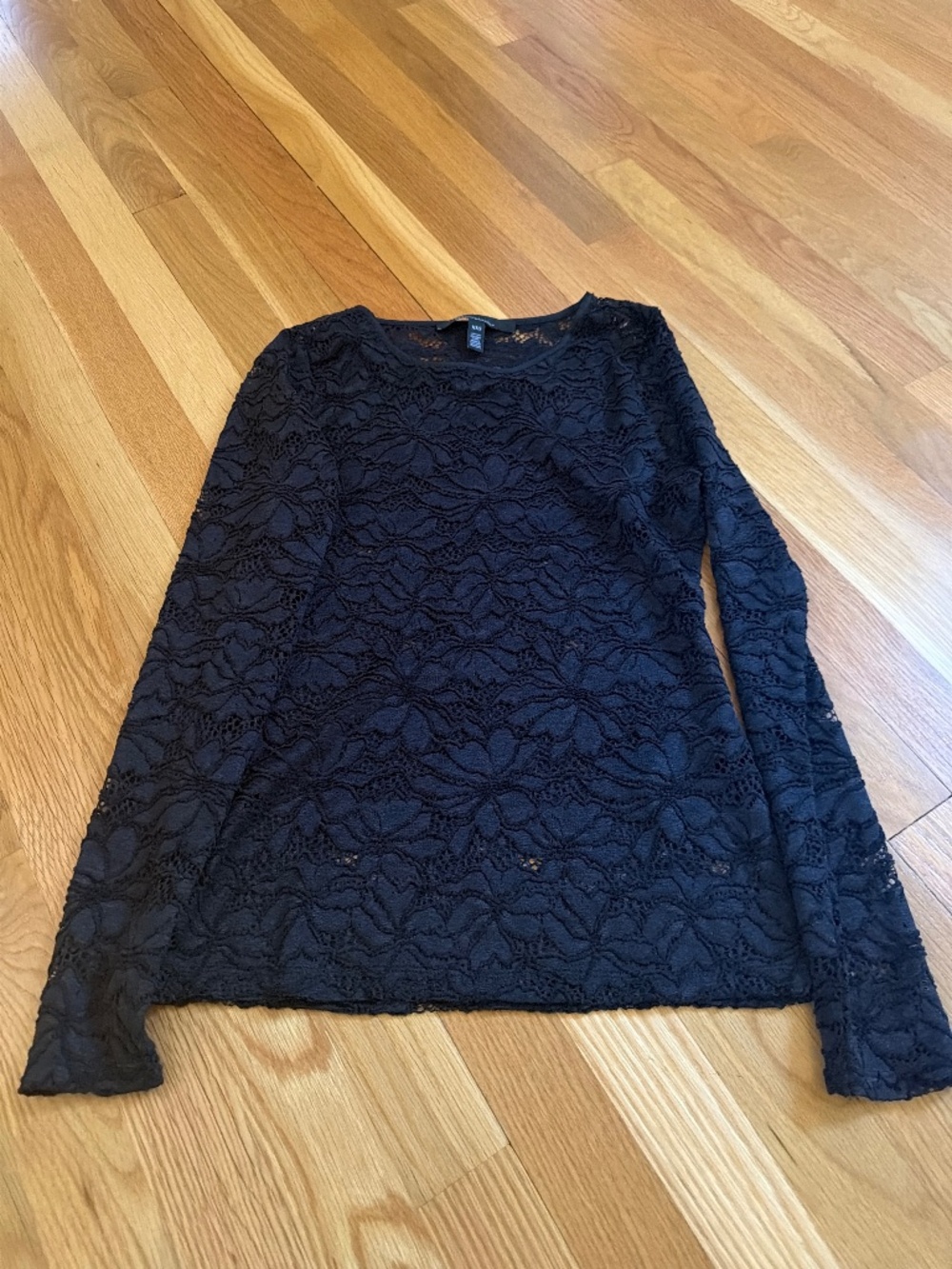 White House black market women’s top